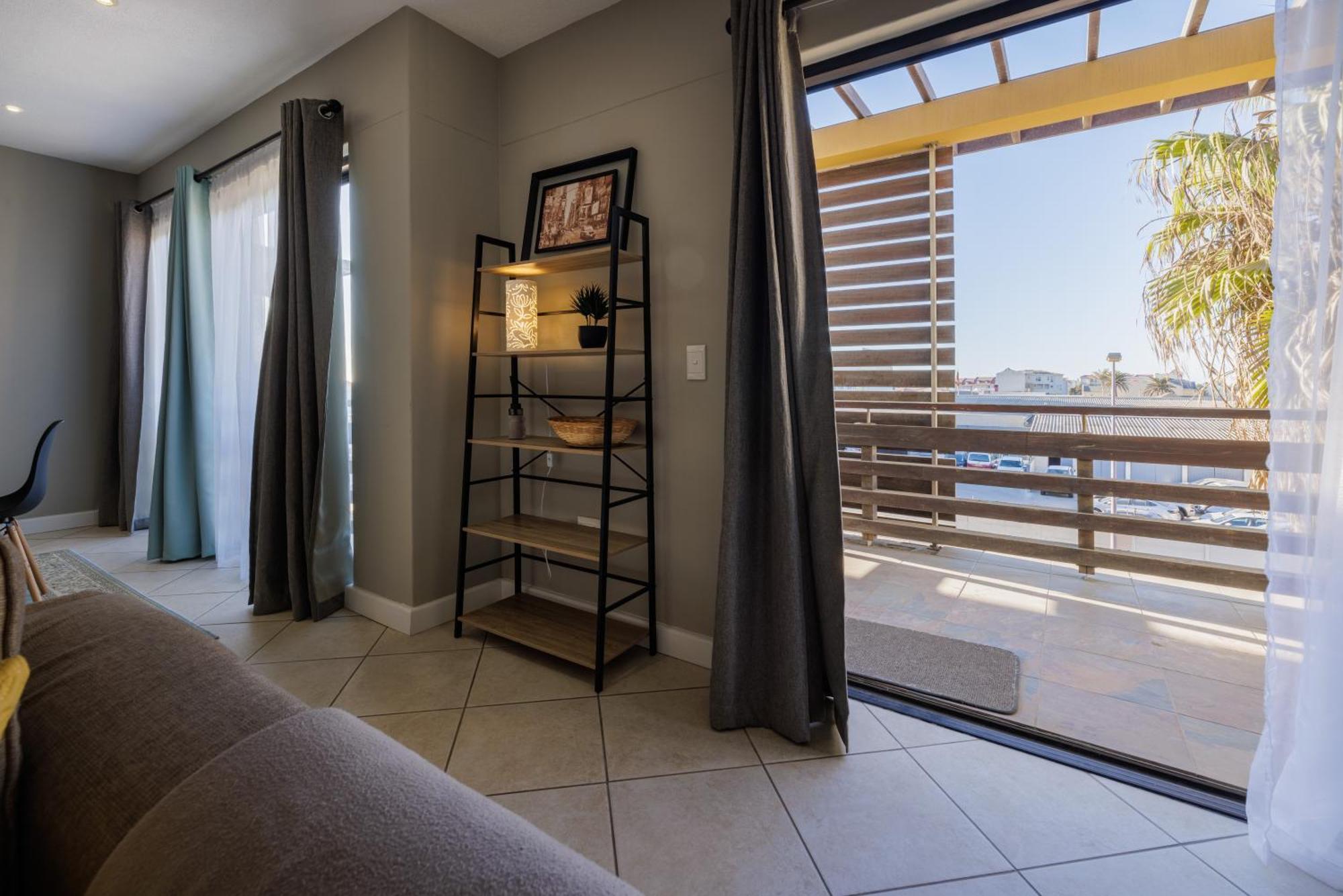 Moringa Gardens 2D Apartment Swakopmund Bagian luar foto