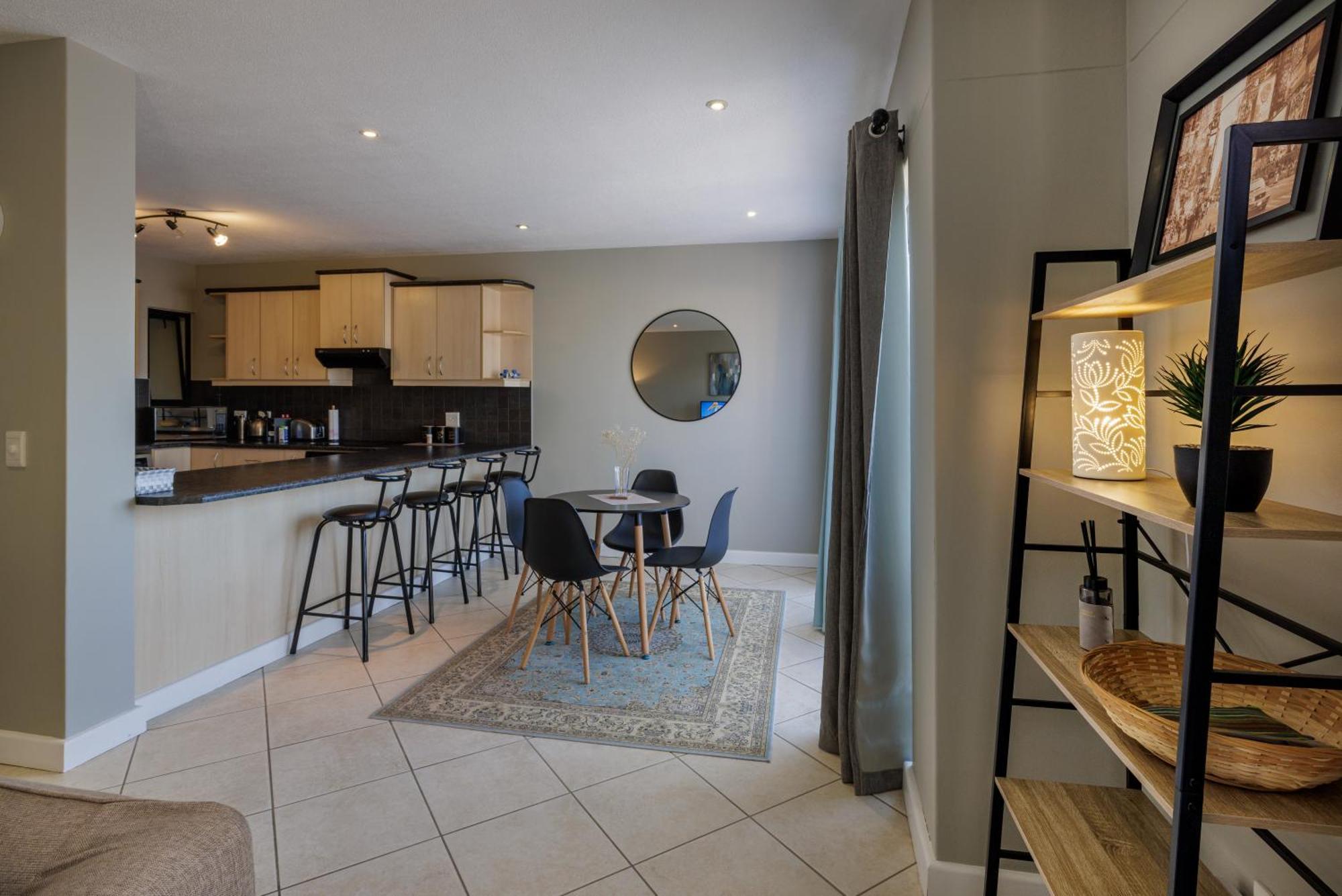 Moringa Gardens 2D Apartment Swakopmund Bagian luar foto
