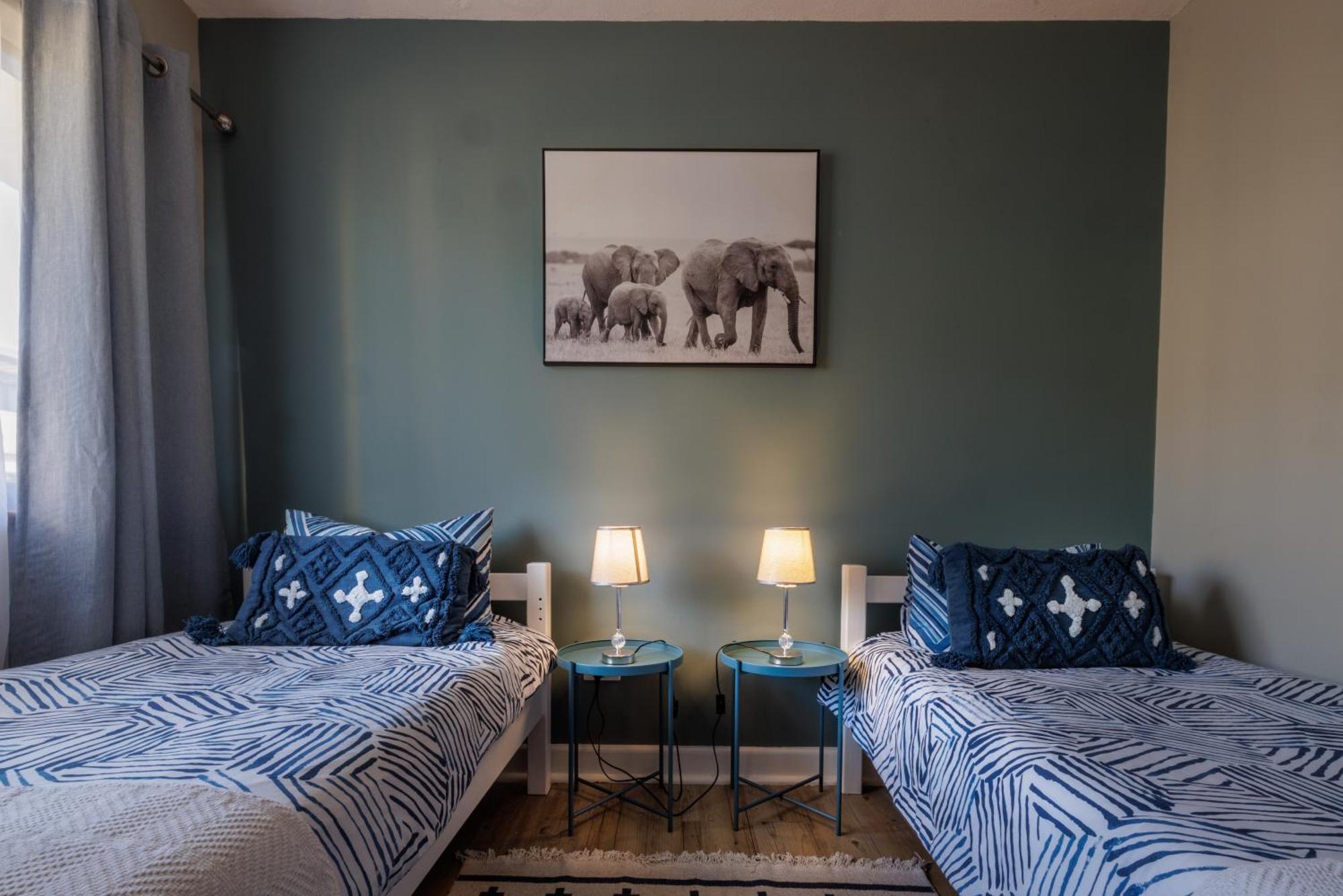 Moringa Gardens 2D Apartment Swakopmund Bagian luar foto